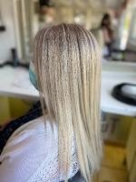 coupe femme blonde